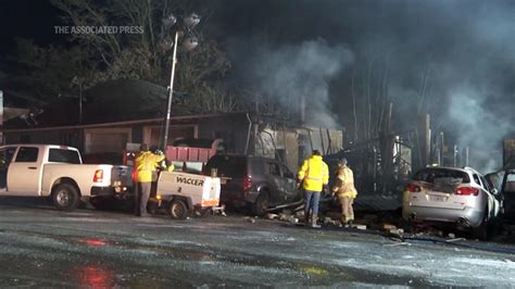 3 dead, 1 hospitalized in explosion that sparked massive fire at Ohio auto repair shop | AP News