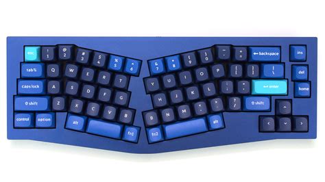 Keychron Q8 Alice Layout split keyboard review