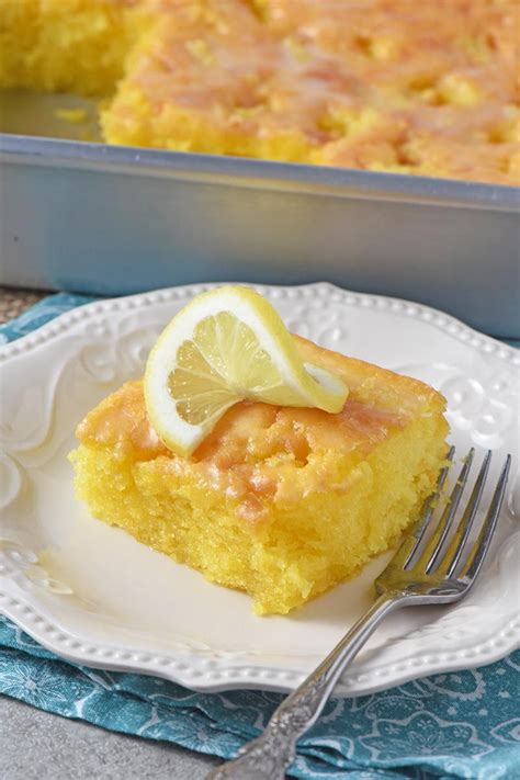 Easy peasy lemon cake recipe that’s oh so delicious! Made with a Duncan ...