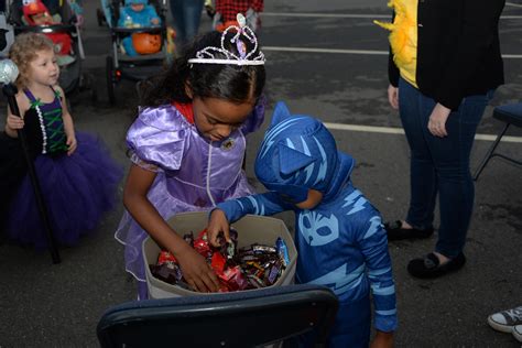 Travis families celebrate Halloween > Air Force's Personnel Center > Article Display