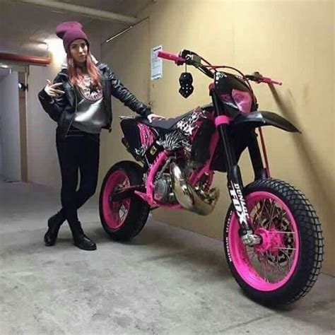 Znalezione obrazy dla zapytania supermoto pink | Pink dirt bike ...