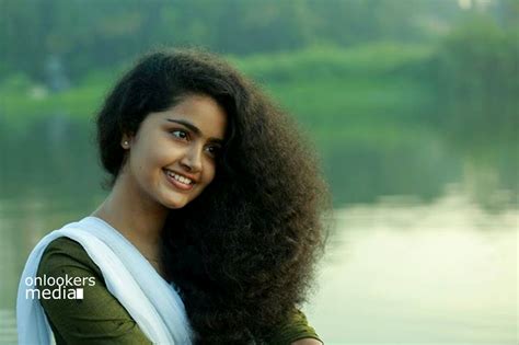 Anupama Parameswaran Stills-Images-Photos