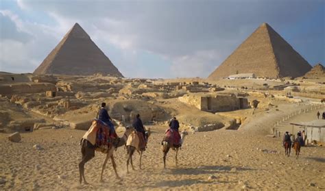 Cairo Pyramids Tour | Giza Pyramids Tours | Cairo Day Tour