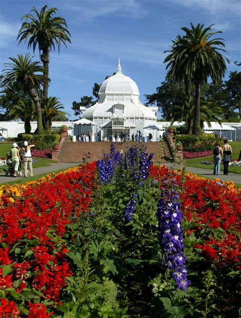 9 Romantic Garden Wedding Venues - Outdoor Wedding Venues