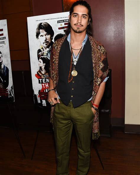 Avan Jogia — Pictures Of The ‘Aladdin’ Front-Runner – Hollywood Life