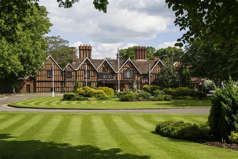 MACDONALD ALVESTON MANOR HOTEL - Updated 2021 Prices, Reviews, and Photos (Stratford-upon-Avon ...