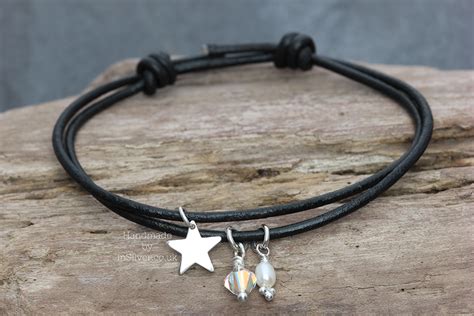 Friendship bracelet: Black Star