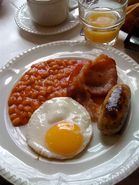 The Fry up Inspector: George Hotel - London