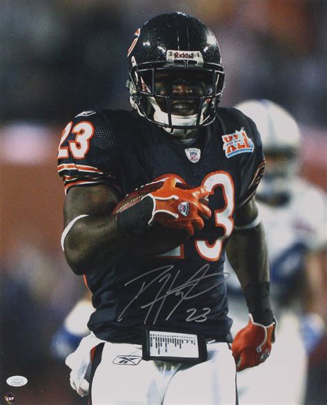 Devin Hester Signed Chicago Bears 16x20 Photo (JSA COA) | Pristine Auction