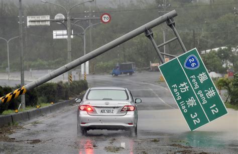 Thousands evacuated as 190mph super-typhoon Meranti hits Taiwan and ...