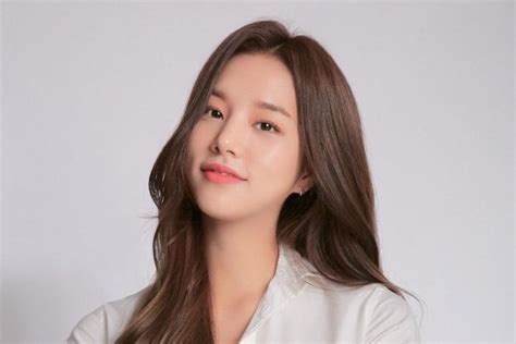 LABOUM’s Solbin Enters Self-Quarantine Due To COVID-19 Case On Drama ...