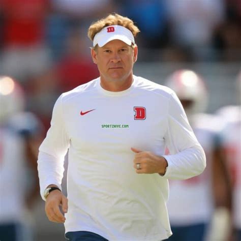 Lane Kiffin Bio: Age, Height, Weight, Family, Hometown, Career and more