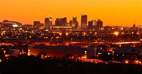 Scottsdale Daily Photo: Phoenix Skyline at Sunset