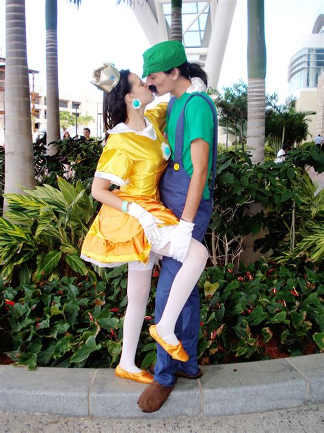 Sexy Princess Daisy And Luigi by Elsie-Marie on DeviantArt