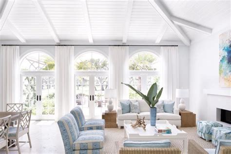 Coastal Modern Homes With Transitional Vibes | Decoholic