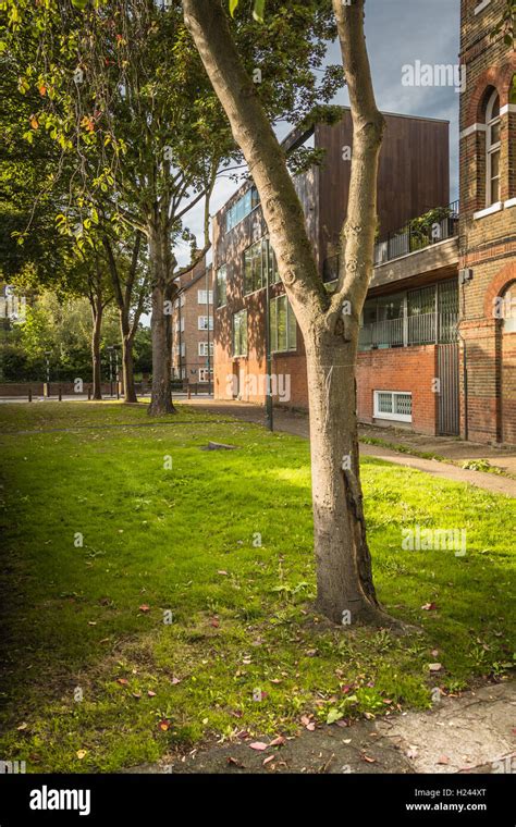 The site of the former Mortlake Tapestry Works in Mortlake, southwest London, England, UK Stock ...