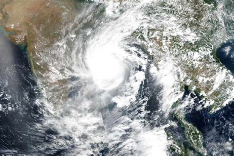 Bengal | Cyclone Mocha to reveal itself in days to come, to intensify ...