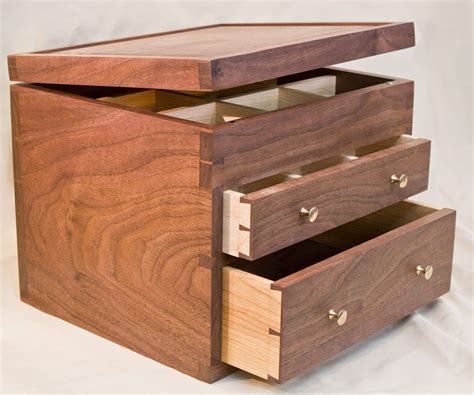 Walnut Tea Chest - Matt Cremona | Tea chest, Wooden box diy, Tea storage