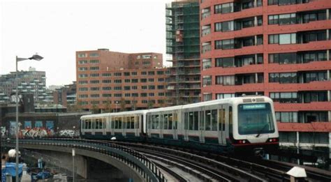 Rotterdam subway system completely shut down for hours | NL Times