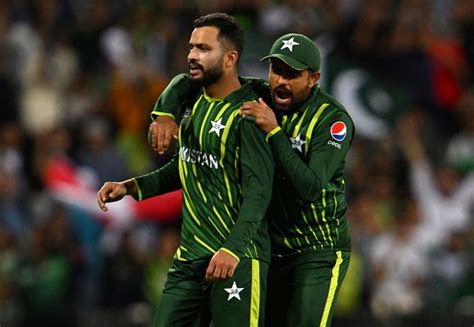 T20 World Cup 2022: Mohammad Amir slams Babar Azam's captaincy ...