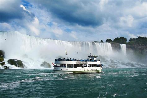 Niagara Falls Tour & Maid of the Mist Boat Trip - Civitatis.com