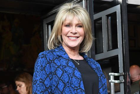 Loose Women's Ruth Langsford teases "long blonde hair" extension transformation