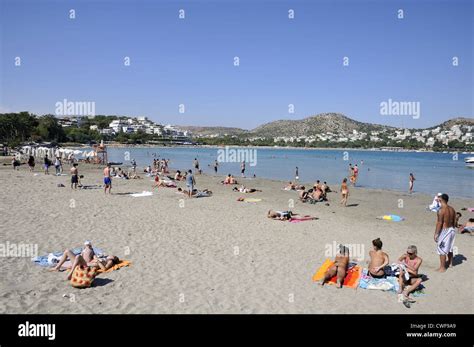 Vouliagmeni beach Stock Photo - Alamy