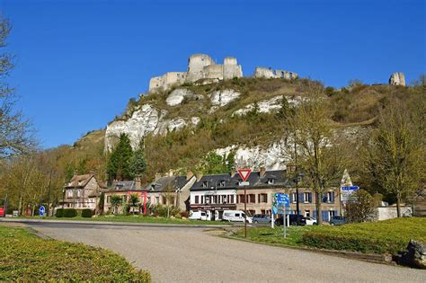 10 Best Towns and Resorts in Normandy - Where to Stay in Normandy? - Go ...