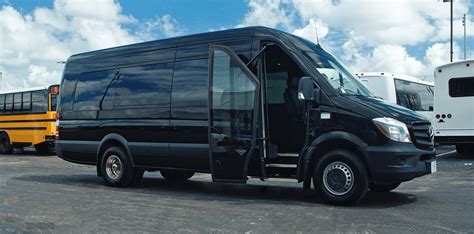 St. Louis Sprinter Van Rental | Rent a Mercedes Sprinter in St. Louis, MO