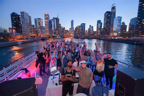 Chicago Yacht Events — Wami Live