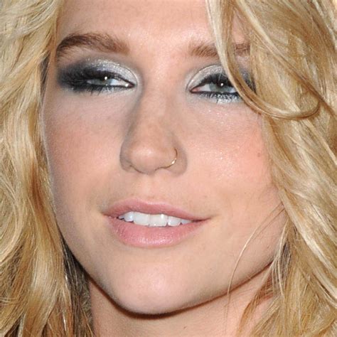 Kesha Makeup | Steal Her Style