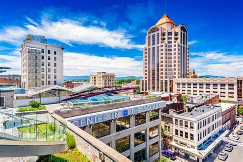 Center in the Square in Roanoke, Virginia Editorial Photography - Image ...