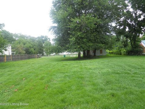 7002 Kentucky Ave, Louisville, KY 40258 | MLS #1641585 | Zillow