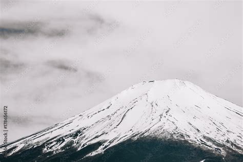 mt.Fuji in kawaguchiko lake,Kawaguchiko lake of Japan,Mount Fuji ...