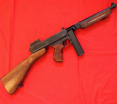 REPLICA WW2 US THOMSON SUB MACHINE GUN BY DENIX – JB Military Antiques