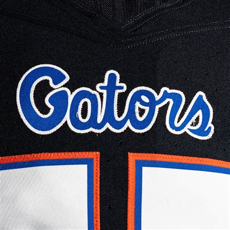 Florida Gators Unveil Black Alternate Uniforms – SportsLogos.Net News