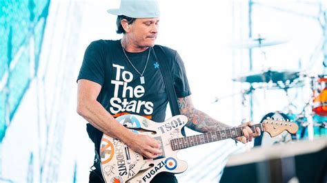 Tom DeLonge’s Fender Starcaster makes debut at Blink-182 Coachella set | Guitar World