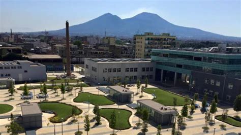 300 studenti stranieri nel nuovo campus della Federico II a Napoli - Monsuni