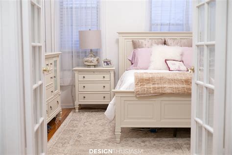 Tiny Bedroom Ideas: How to Decorate a Small Room