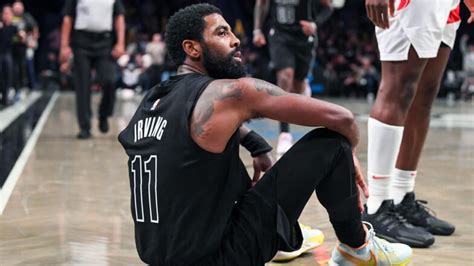 Reports: Suspended Kyrie Irving meets with Adam Silver | NBA.com