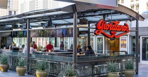 Your First Look Inside Giordano’s - Eater Vegas