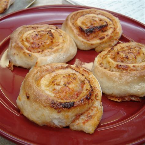 Homemade Pizza Rolls: A Snack Everyone Will Love! - Taming Frenzy