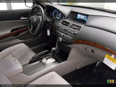 Gray Interior Photo for the 2011 Honda Accord EX-L Sedan #37909173 | GTCarLot.com