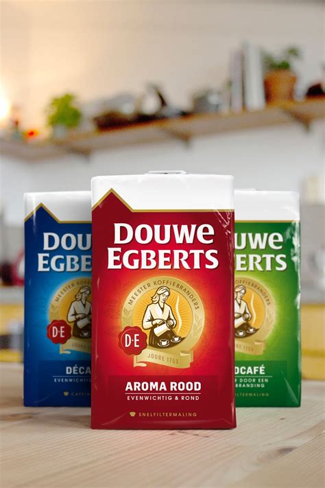 Douwe Egberts (2014) - Fonts In Use