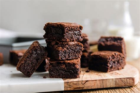 Gluten-Free Quick and Easy Fudge Brownies Recipe | King Arthur Baking