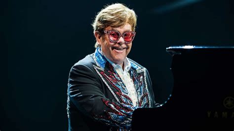 Elton John wraps Farewell Yellow Brick Road tour: See photos from the last show - ABC News