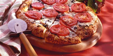 Provolone Pizza Recipe | Sargento® Foods Incorporated