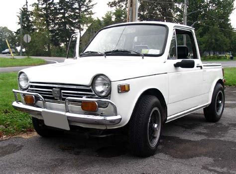 honda_600_sedan_pickup