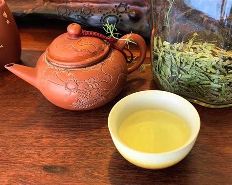 What does it take to make the best Longjing tea? - Seven Cups