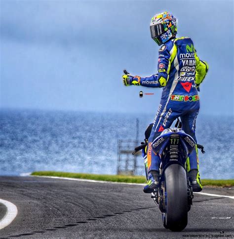 Wallpaper Valentino Rossi Animasi / Wallpaper: Valentino Rossi - CycleOnline.com.au : Gambar ...